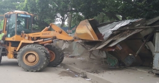 আগারগাঁওয়ে দোকান ও অবৈধ স্থাপনা উচ্ছেদ