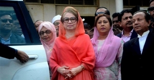 স্বরাষ্ট্র সচিবসহ পাঁচজনকে খালেদার লিগ্যাল নোটিশ স্বরাষ্ট্র সচিবসহ পাঁচজনকে খালেদার লিগ্যাল নোটিশ