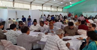 মেলার ১ম দিনেই আয়কর আদায় ৩২৩ কোটি মেলার ১ম দিনেই আয়কর আদায় ৩২৩ কোটি