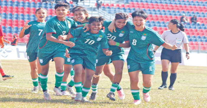 সাফ অনূর্ধ্ব-১৯ নারী চ্যাম্পিয়নশিপ ভারতকে হারিয়ে ফাইনালের পথে বাংলাদেশ