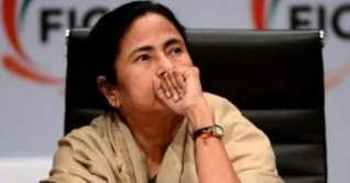 মমতার দলে পদত্যাগের হিড়িক, সঙ্কটে তৃণমূল
