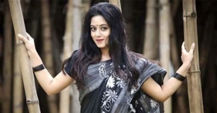 মানহানি মামলার মুখে পড়তে যাচ্ছেন দীঘি!