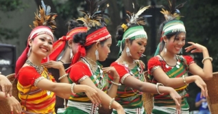 আন্তর্জাতিক আদিবাসী দিবস আজ রোববার আন্তর্জাতিক আদিবাসী দিবস আজ রোববার