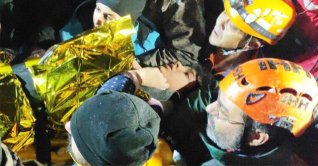 তুরস্কে ২২ ঘণ্টা পর আরও এক নারী জীবিত উদ্ধার