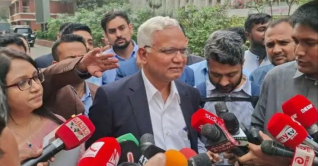 ১০ মার্চ থেকে ১৪ উপজেলায় ‘ফ্যামিলি কার্ড’ বিতরণ, মাসে ২,৫০০ টাকা ১০ মার্চ থেকে ১৪ উপজেলায় ‘ফ্যামিলি কার্ড’ বিতরণ, মাসে ২,৫০০ টাকা