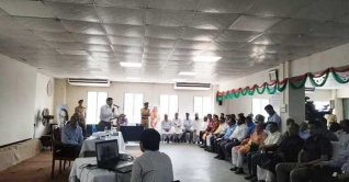 বৈঠকে বসেছে বিজেএমসি ও পাটকল শ্রমিক নেতৃবৃন্দ