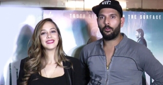 যুবরাজের অবসরে স্ত্রী হেজেলের আবেগঘন স্ট্যাটাস