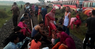 ঢাকা-টাঙ্গাইল মহাসড়কে ভয়াবহ যানজট, দুর্ভোগ চরমে