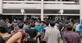 শিক্ষার্থী হত্যার ঘটনায় উত্তাল বুয়েট