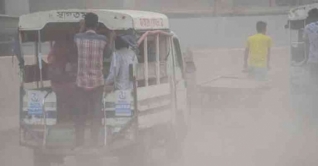দূষিতবায়ুর শহরের তালিকায় ফের শীর্ষে ঢাকা