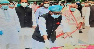 বঙ্গবন্ধুর প্রতিকৃতিতে আওয়ামী লীগের শ্রদ্ধা বঙ্গবন্ধুর প্রতিকৃতিতে আওয়ামী লীগের শ্রদ্ধা