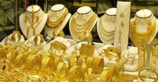 করোনা মহামারিতে রেকর্ড পরিমাণ বাড়লো স্বর্ণের দাম