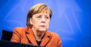 আঙ্গেলা ম্যার্কেলের দলের জনপ্রিয়তায় ভাটা