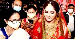 গুনগুনের বিয়েতে মুখ্যমন্ত্রী মমতা বন্দ্যোপাধ্যায় হাজির