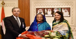 প্রধানমন্ত্রী আবুধাবি পৌঁছেছেন প্রধানমন্ত্রী আবুধাবি পৌঁছেছেন