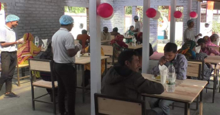 বিদ্যানন্দ ফাউন্ডেশনের উদ্যোগে এক টাকার রেস্টুরেন্ট! বিদ্যানন্দ ফাউন্ডেশনের উদ্যোগে এক টাকার রেস্টুরেন্ট!