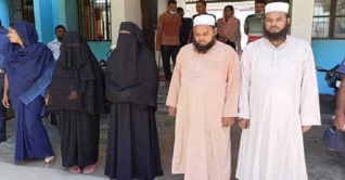 তিন মাদ্রাসা ছাত্রী নিখোঁজ: ৪ শিক্ষকের বিরুদ্ধে মামলা