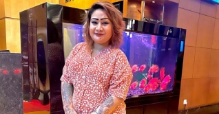 ‘অবৈধ কারবারে’ সম্পদের পাহাড় গড়েন পাপিয়া ‘অবৈধ কারবারে’ সম্পদের পাহাড় গড়েন পাপিয়া