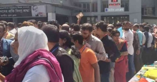 উৎসবমুখর পরিবেশে চলছে ঢাকা সাংবাদিক ইউনিয়নের ভোট উৎসবমুখর পরিবেশে চলছে ঢাকা সাংবাদিক ইউনিয়নের ভোট