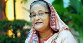 পাঁচ বীমা ব্যক্তিত্বকে সম্মাননা দিলেন প্রধানমন্ত্রী পাঁচ বীমা ব্যক্তিত্বকে সম্মাননা দিলেন প্রধানমন্ত্রী