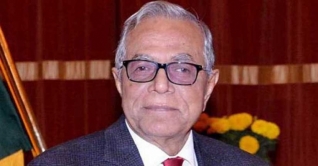 গণতন্ত্রকে অর্থবহ করতে পারস্পরিক শ্রদ্ধাবোধ অপরিহার্য: রাষ্ট্রপতি গণতন্ত্রকে অর্থবহ করতে পারস্পরিক শ্রদ্ধাবোধ অপরিহার্য: রাষ্ট্রপতি