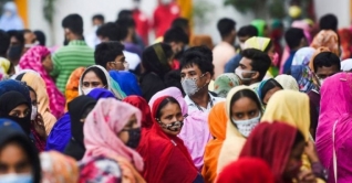 বাধ্যতামূলক মাস্ক পরতে সরকারের ১১ নির্দেশনা বাধ্যতামূলক মাস্ক পরতে সরকারের ১১ নির্দেশনা
