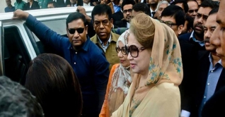 খালেদার আদালত স্থানান্তর বাতিল চাওয়া রিট শুনানি কাল