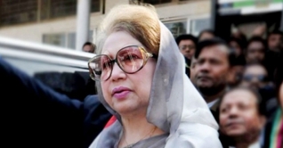 আদালত পরিবর্তনে খালেদা জিয়ার রিট নিয়মিত বেঞ্চে