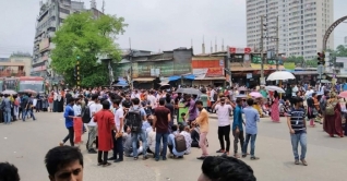 দ্বিতীয় দিনের মতো রাস্তায় ৭ কলেজের শিক্ষার্থীরা