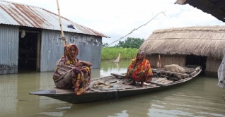 বন্যার্তদের সহায়তা করতে ঢাবিতে কনসার্ট