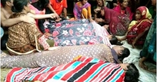 নৌকায় চড়ে বেড়াতে গিয়ে ৫ শিশুর মৃত্যু