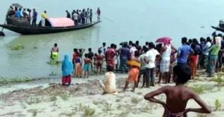 নৌকাডুবি: নববধূসহ নিখোঁজ তিনজনের মরদেহ উদ্ধার