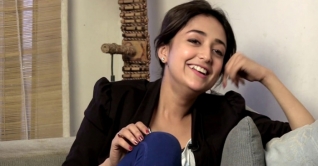 শরীরের সঙ্গে যুদ্ধ করেছেন মোনালি!