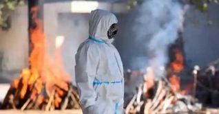 সরকারি হিসাবের চেয়ে ভারতে শশ্মানে বেশি মৃতদেহ সৎকার সরকারি হিসাবের চেয়ে ভারতে শশ্মানে বেশি মৃতদেহ সৎকার