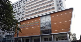 মারা গেল আগুনে দগ্ধ সেই শিশু, বাবা-মা চিকিৎসাধীন