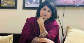 স্বেচ্ছাসেবক লীগ নেত্রী আয়েশা  সিদ্দিকা আটক