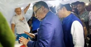 ডেঙ্গু টেস্টিংয়ের এক লাখ কিটস আসবে: স্বাস্থ্যমন্ত্রী ডেঙ্গু টেস্টিংয়ের এক লাখ কিটস আসবে: স্বাস্থ্যমন্ত্রী