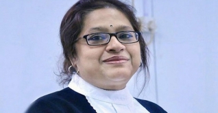 যুদ্ধাপরাধের মামলা থেকে তুরিন আফরোজকে অপসারণ