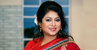 অভিনেত্রী শাবনূরের জন্মদিন আজ