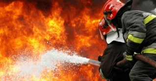 মিরপুরে বাসায় আগুন, নারী-শিশুসহ নিহত ৩