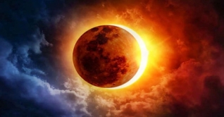 আজ রাতে ঘটবে পূর্ণ সূর্যগ্রহণ আজ রাতে ঘটবে পূর্ণ সূর্যগ্রহণ