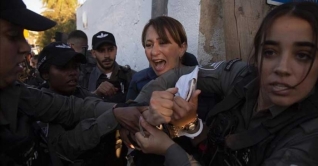 আল জাজিরার নারী সাংবাদিককে ছেড়ে দিলো ইসরায়েলি পুলিশ