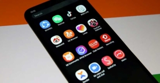 বন্ধ হচ্ছে না সচল থাকা অবৈধ মুঠোফোন বন্ধ হচ্ছে না সচল থাকা অবৈধ মুঠোফোন