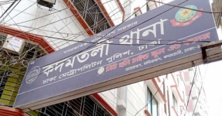 ঢাকায় নিজ ঘরে মা-বাবা-মেয়ের লাশ