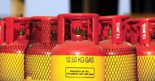 সিলিন্ডার প্রতি এলপিজি গ্যাসের দাম বাড়লো ১০২ টাকা 