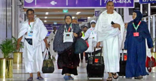 হজ শেষে দেশে ফিরেছেন ৫ হাজার ৯২০ হাজি