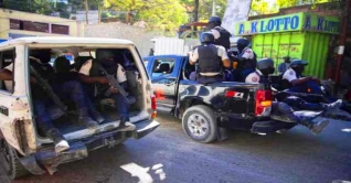 হাইতিতে দুই সাংবাদিককে গুলি করে জীবন্ত পুড়িয়ে হত্যা