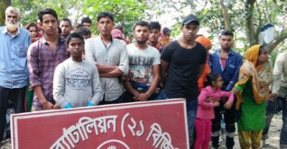 অনুপ্রবেশকালে বেনাপোলে নারী-শিশুসহ আটক ৩২