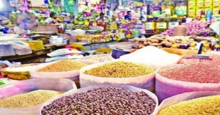 করোনায় বেড়েছে নিত্যপণ্যের দাম, আতঙ্কিত না হতে সরকারের আহবান