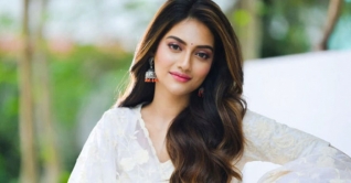 অন্য কারো জন্য নিজেকে বদলাতে পারবো না: নুসরাত